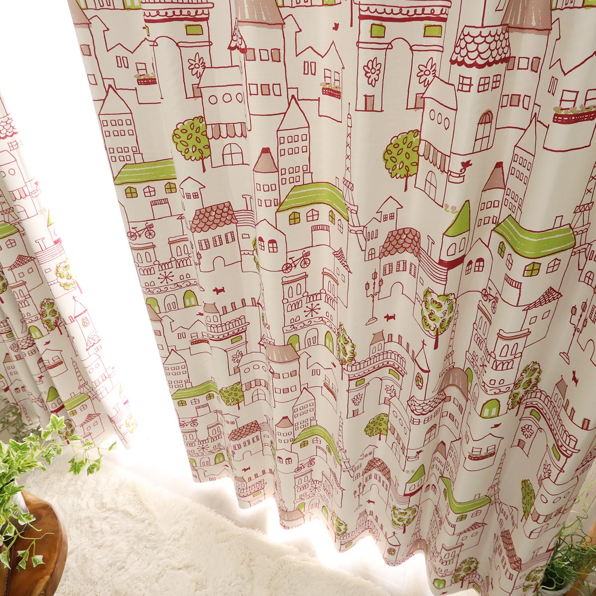 安心の日本製！可愛い街並み模様のドレープカーテン 『マロニエ レッド