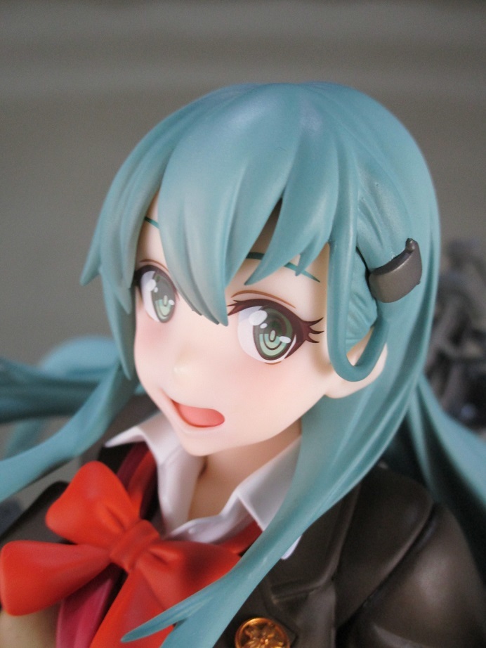 フィギュアレビュー ワンホビセレクション 鈴谷改二 - 金のおにぎり玩具箱