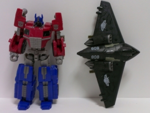 レビュー TF ROTF N.E.S.T.スカイストーカー - ふじの生態日記