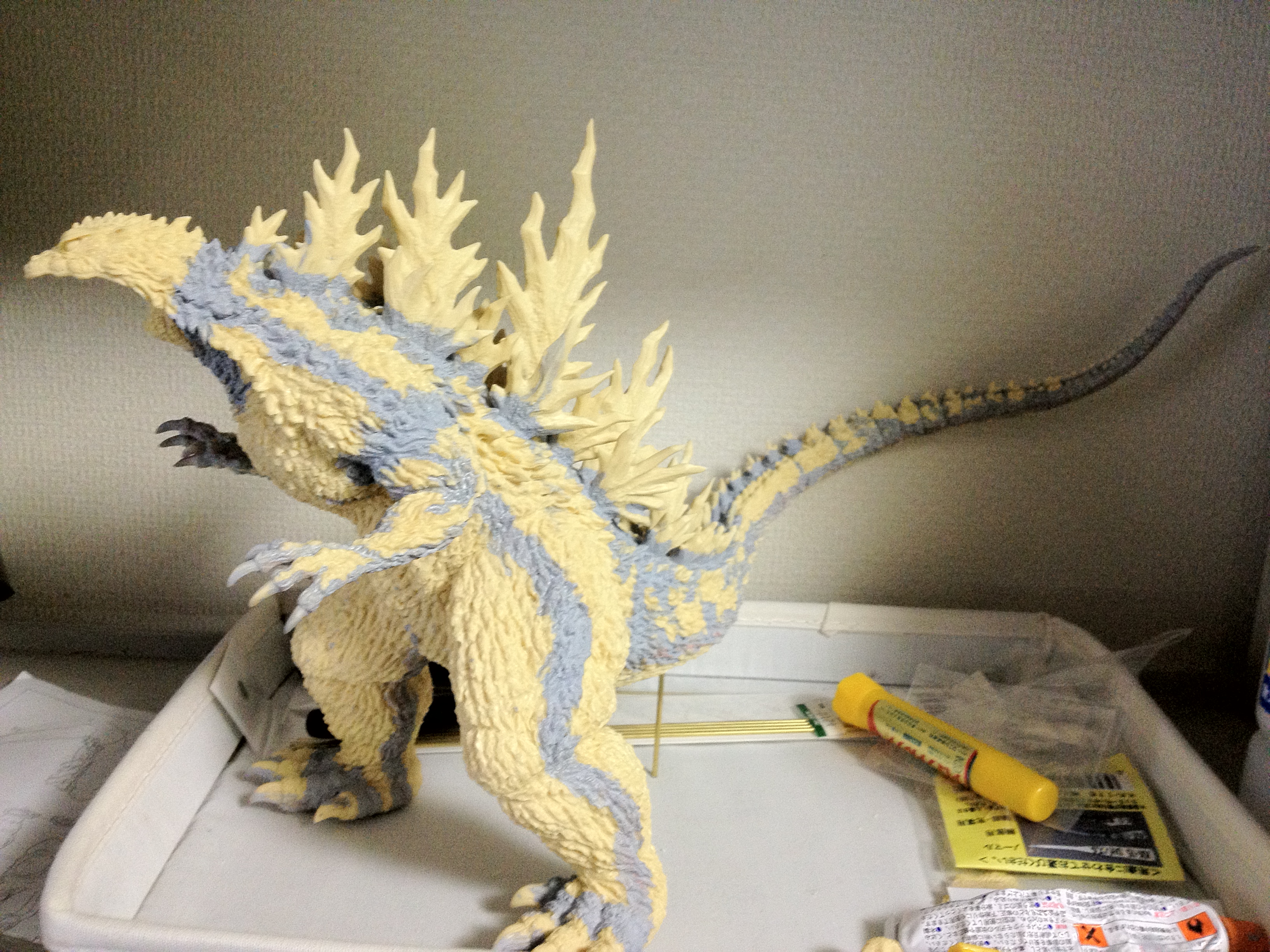 酒井ゆうじ造型工房 20cm ゴジラ2000ミレニアム | NegativeMindException