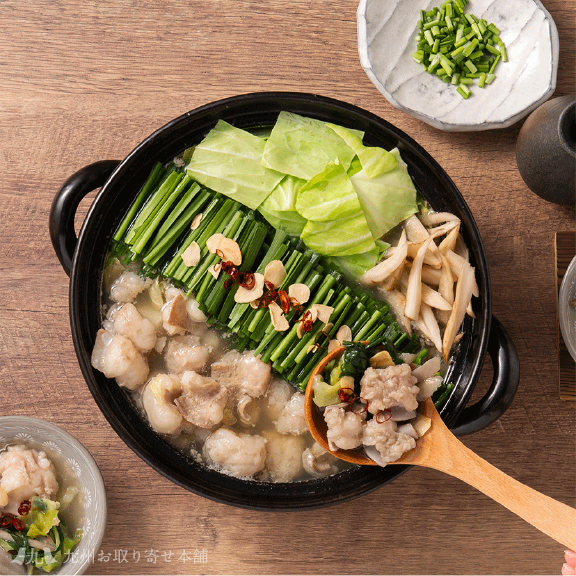 九州ご当地鍋】もつ鍋の豆知識：冬のご馳走♪栄養たっぷりの「もつ鍋