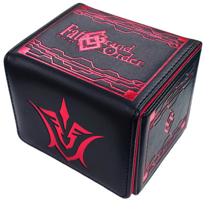 合皮製デッキケース Fate/Grand Order「マスター男・令呪」：【公式