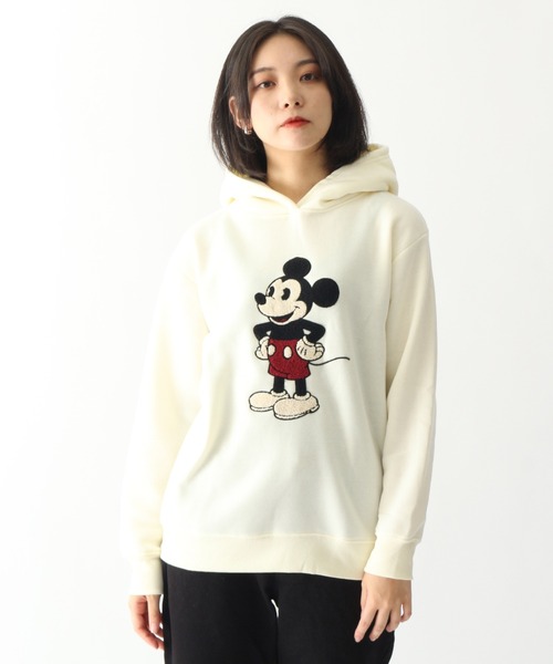 Disney（ディズニー）の「【Disney/ディズニー】裏起毛サガラ刺繍プル