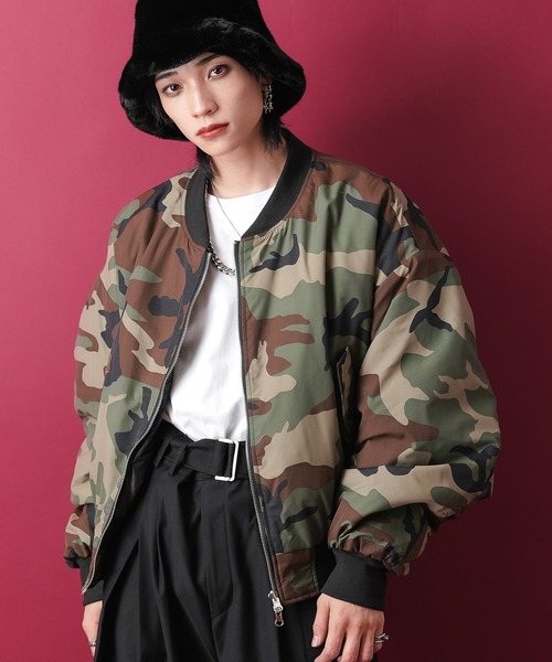 セール】a.p.o.v. カモフラリバーシブル中綿ボンバージャケット