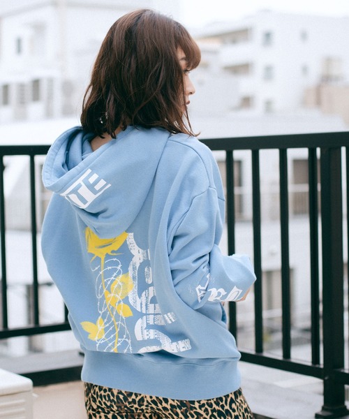 X-girl（エックスガール）の「T.P.S.W SWEAT HOODIE（パーカー）」 - WEAR