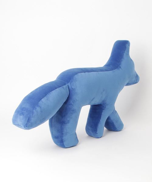 Maison Kitsune（メゾンキツネ）の「KITSUNE CUSHION DOLL（その他雑貨