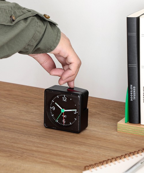 TFA ドストマン アナログアラームクロック ミニ 置き時計 蓄光 PUSH