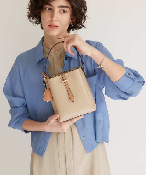 RODE SKO（ロデスコ）の「チャーム付ワンハンドルミニショルダー