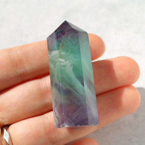 エンジェルフェザーフローライト 六角柱 ポイント 天然石 蛍石 希少