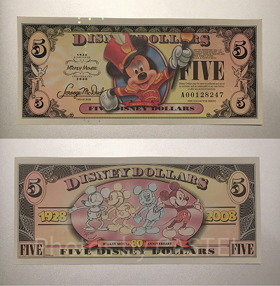 日本にはない「ディズニーダラー」とは？種類やデザインを大公開！