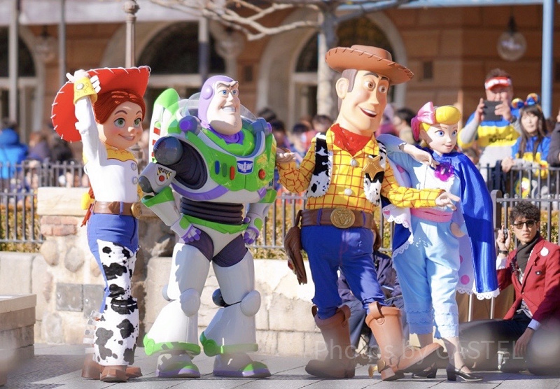 ディズニーランド・シーで買えるトイストーリーグッズ全種まとめ