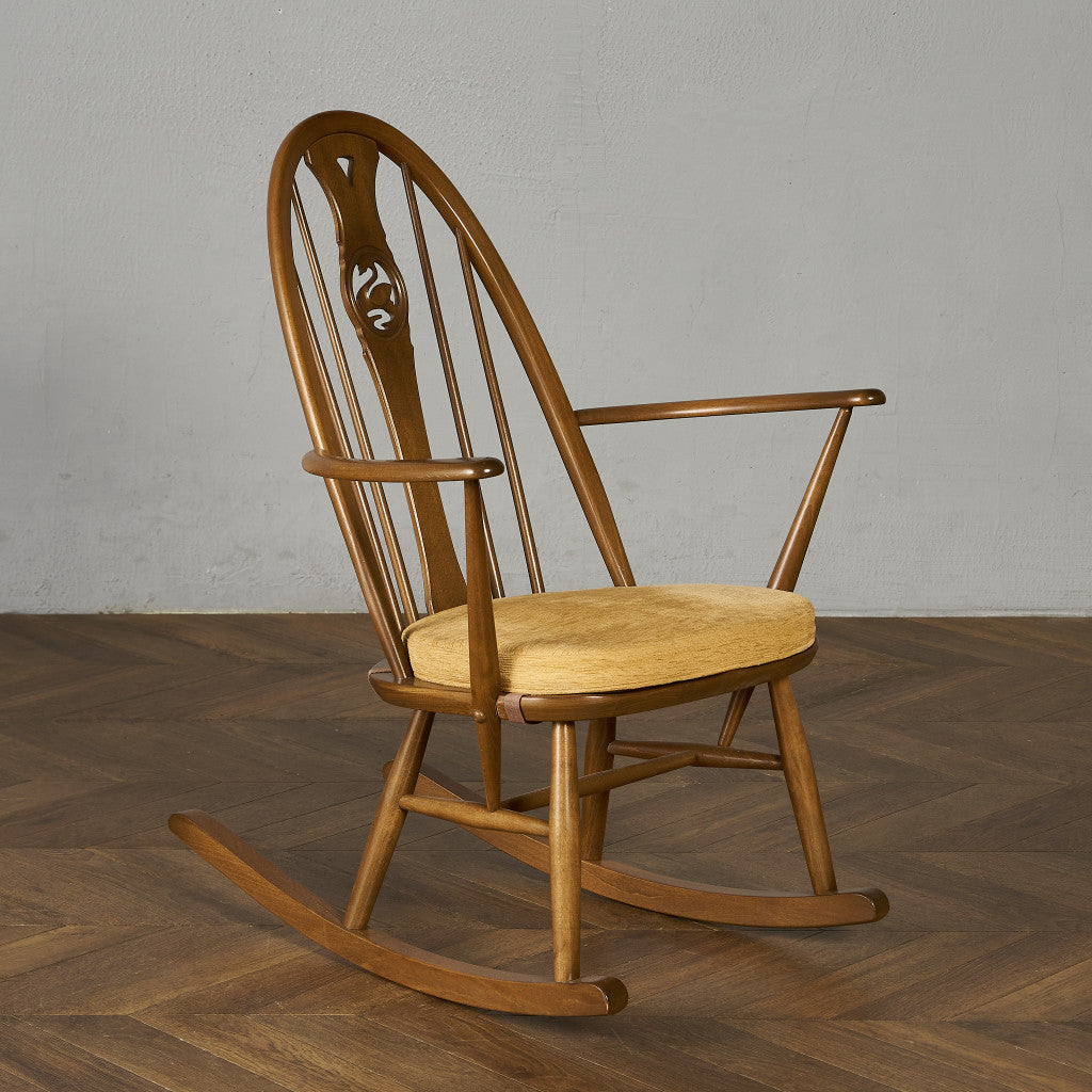 ロッキングチェア – camori ヴィンテージ家具・北欧インテリアの通販サイト