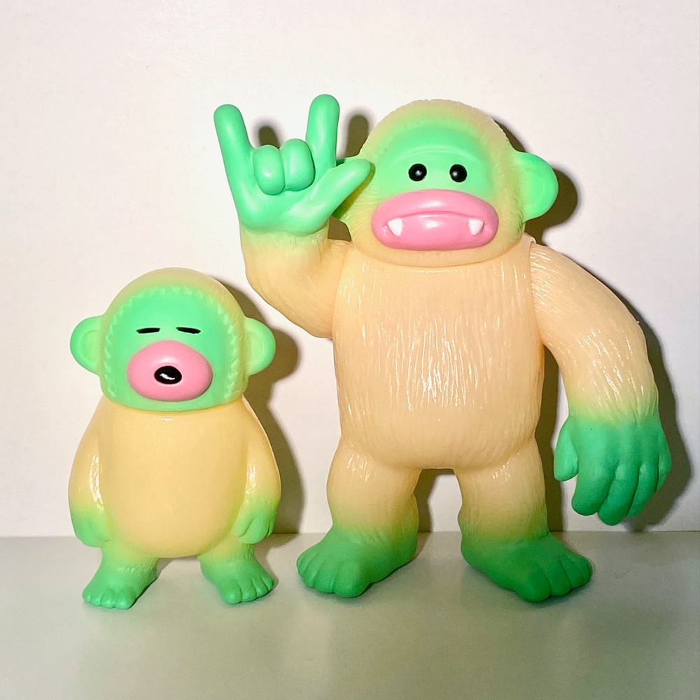 ビッグフット・サレ＆ヤーティソフビフィギュア【限定GID Light Orange