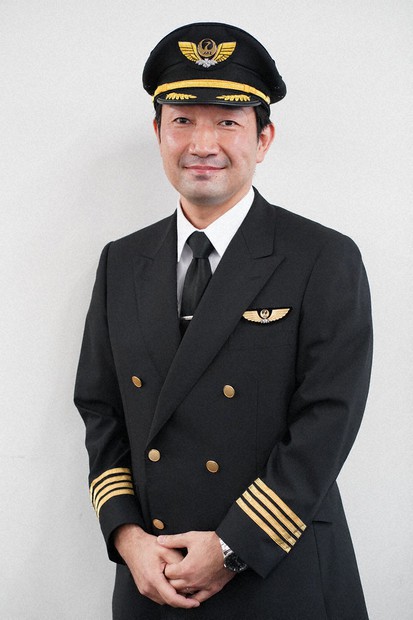仕事ずかん：旅客機のパイロット | 毎日新聞