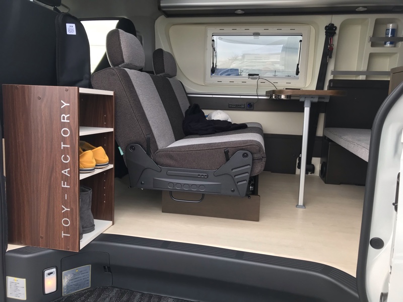 下駄箱（トヨタ ハイエースバン・H200系）by よしぼー。 - みんカラ