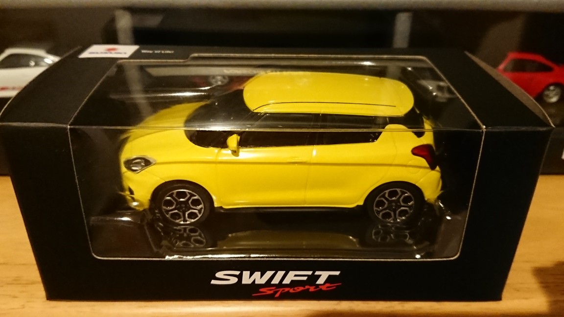 スズキ スイフトスポーツ プルバック ミニチュアカー 1/43 のパーツ