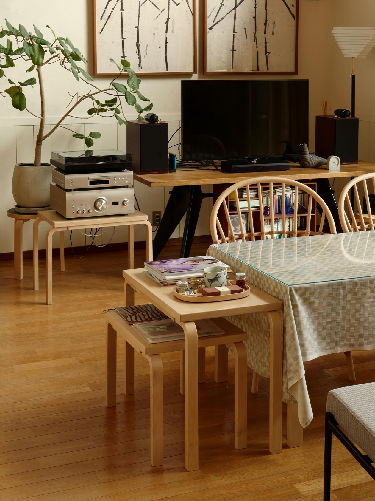 NESTING TABLE 88 | Artek (アルテック)