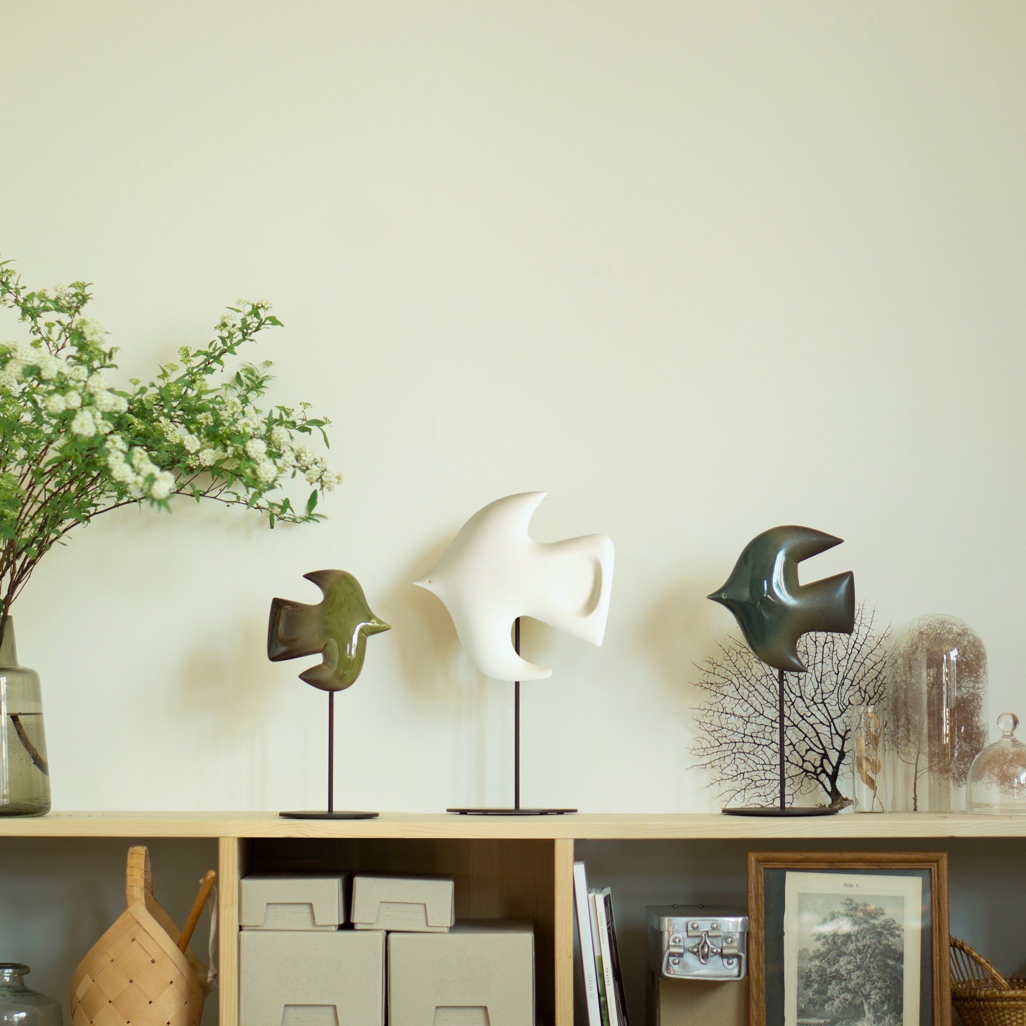 WALL BIRD STAND – BIRDS' WORDS