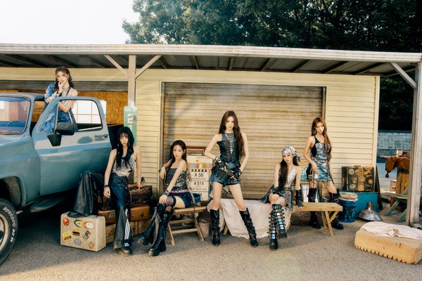 izna 2nd Mini Album 『Not Just Pretty』日本限定特典付きで発売 限定