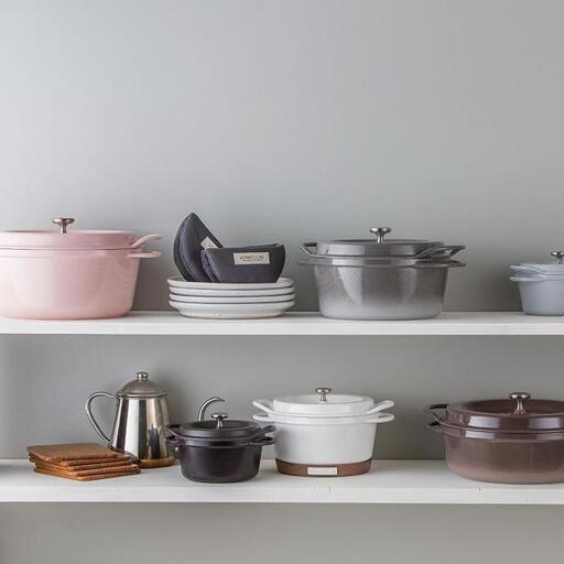 バーミキュラ オーブンポットラウンド22cm（パールグレー） | 愛知県