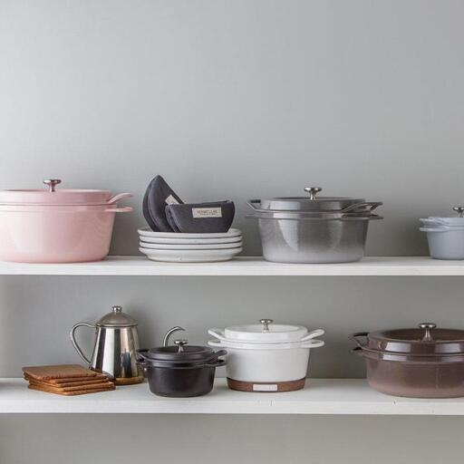 バーミキュラ オーブンポットラウンド26cm（パールピンク） | 愛知県