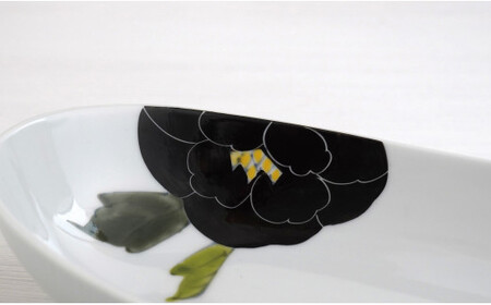 有田焼 泰山 赤牡丹・黒牡丹 楕円カレー皿2枚セット A40-219 | 佐賀県
