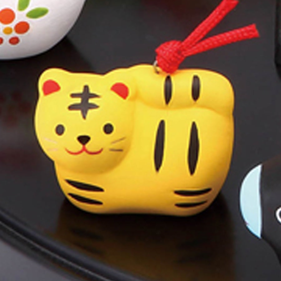 №93 錦彩招福寿々十二支飾り(土鈴)※単品 寅(とら) – 中外陶園