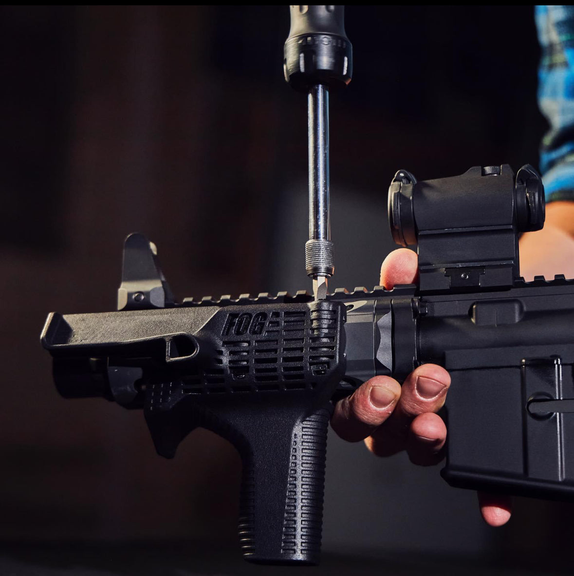 Best AR-15 Foregrip | F.O.G. (Forward Operation Grip) | Contour