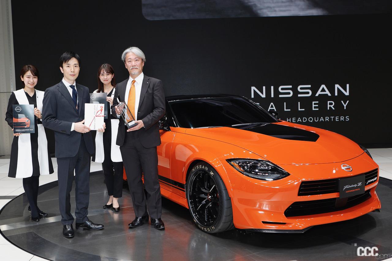 ミスフェアレディも微笑んだ！日産フェアレディZ CUSTOMIZED PROTOが