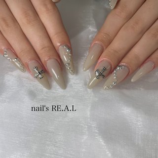 クロムハーツのネイルデザイン｜ネイルブック