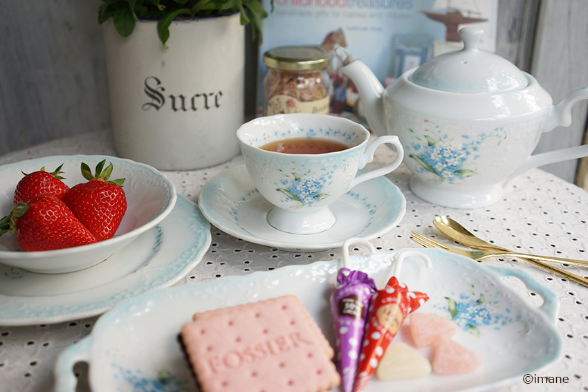 イマン ダイアナローズ 陶器 エッグスタンド － フレンチカントリーの