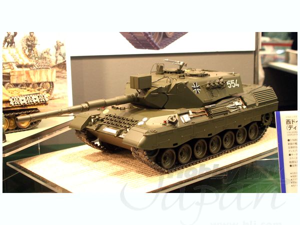 1/16 レオパルド A4 (ディスプレイタイプ) | HLJ.co.jp