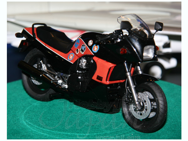 1/12 トップガン GPZ900R ニンジャ | HLJ.co.jp