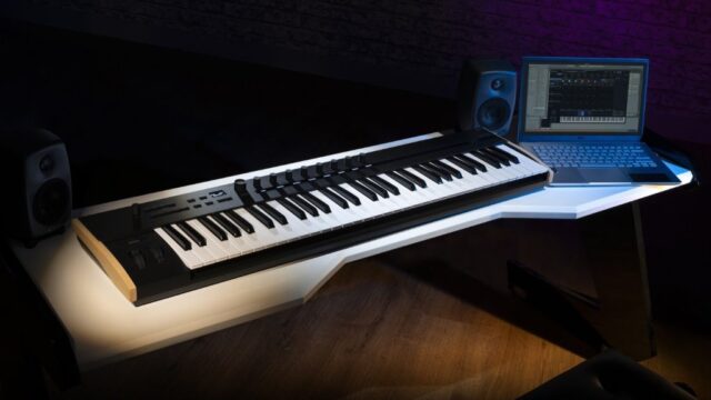 KORGのMIDIキーボードにバンドルするDTMソフト