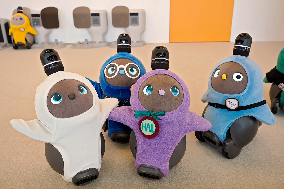 LOVOTに意識はある？夢は見る？進化した「LOVOT 2.0」の開発担当者に