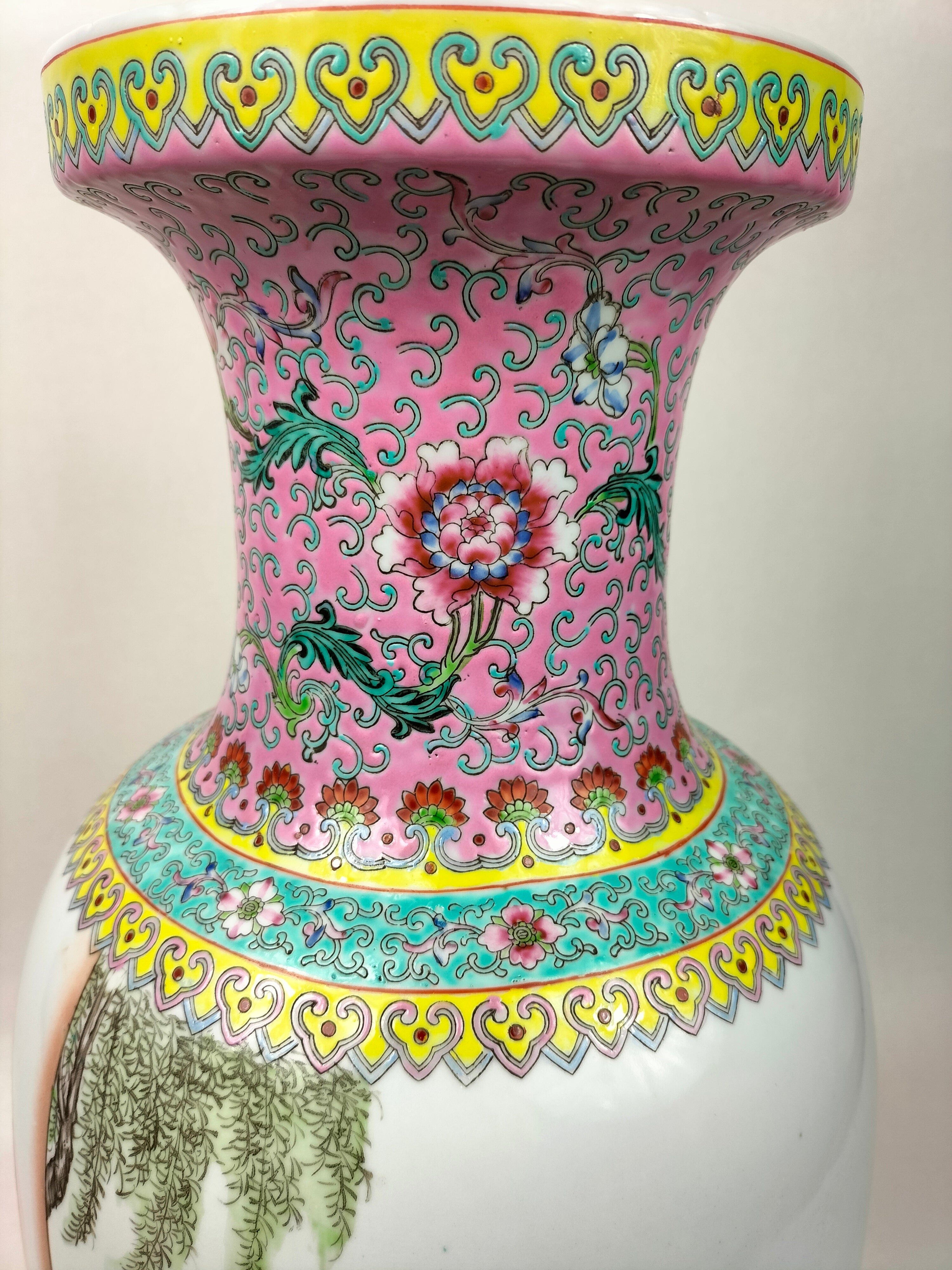 大型中国粉彩人物花瓶// 景德镇- 20 世纪– Diddenantiques