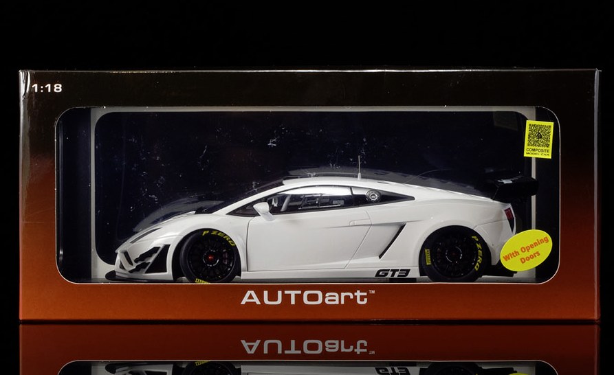 REVIEW: AUTOart Lamborghini Gallardo GT3 FL2 • DiecastSociety.com