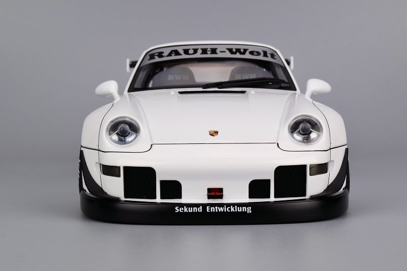 REVIEW: AUTOart Porsche RWB 993 • DiecastSociety.com