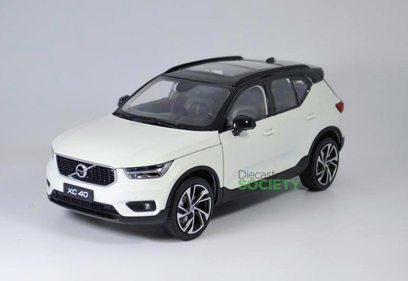 Paudi New Volvo XC40 2018 • DiecastSociety.com