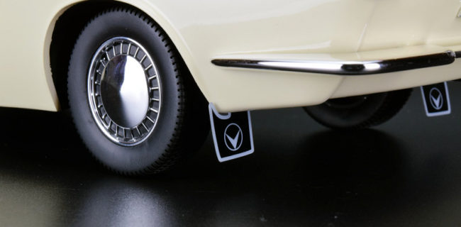 REVIEW: DNA Collectibles Volvo P1800 • DiecastSociety.com