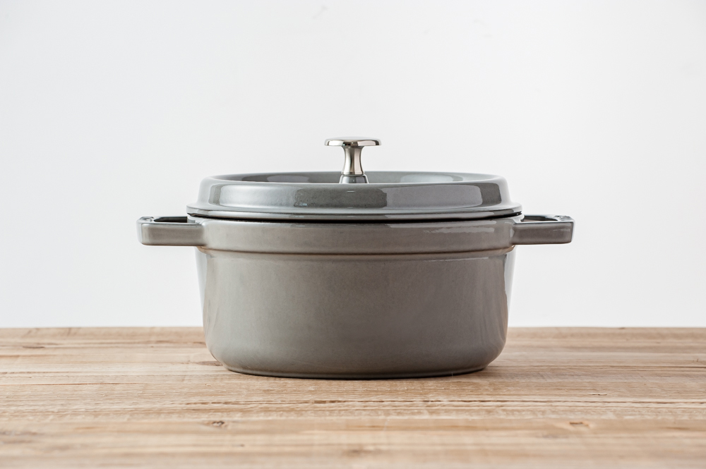 ストウブ　ココット　ラウンド　22センチ　グレー Staub（ストウブ） 鍋 22cm ピコ・ココット ラウンド グレー 生涯保証