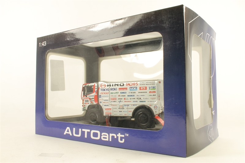 Autoart 61298 Hino 500 series rally Dakar 2012 - Hattons