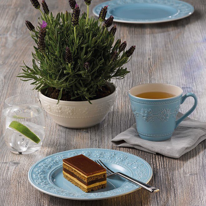 フェスティビティ プレートペアセット | WEDGWOOD (ウェッジウッド) の