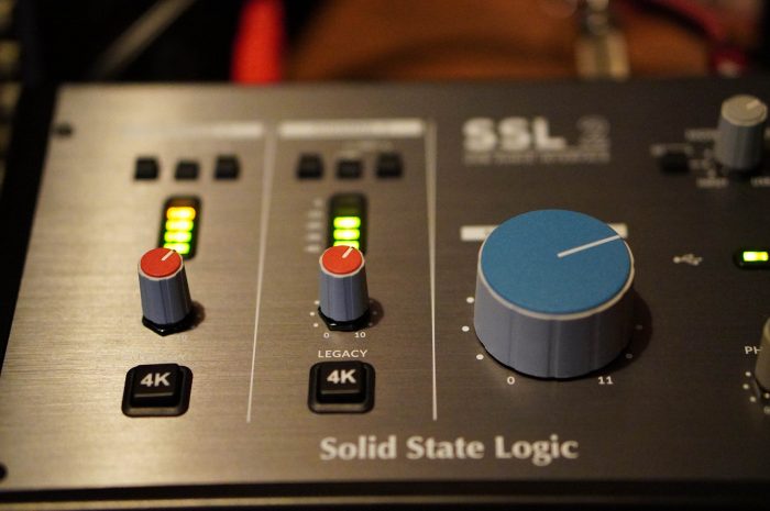 SSL2のLINE INの音質をキーボードでチェック！SSL2+も欲しくなって