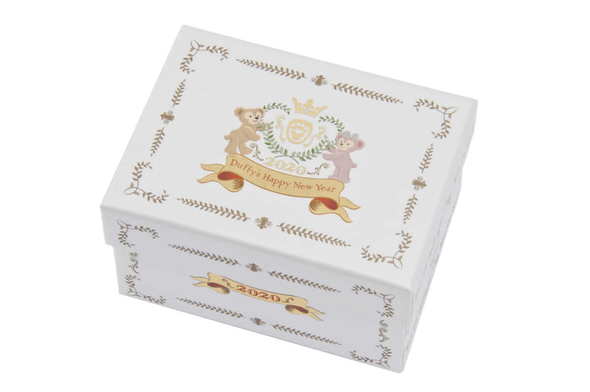 2020年は白と赤のコレクションドール！東京ディズニーシー“ダッフィー