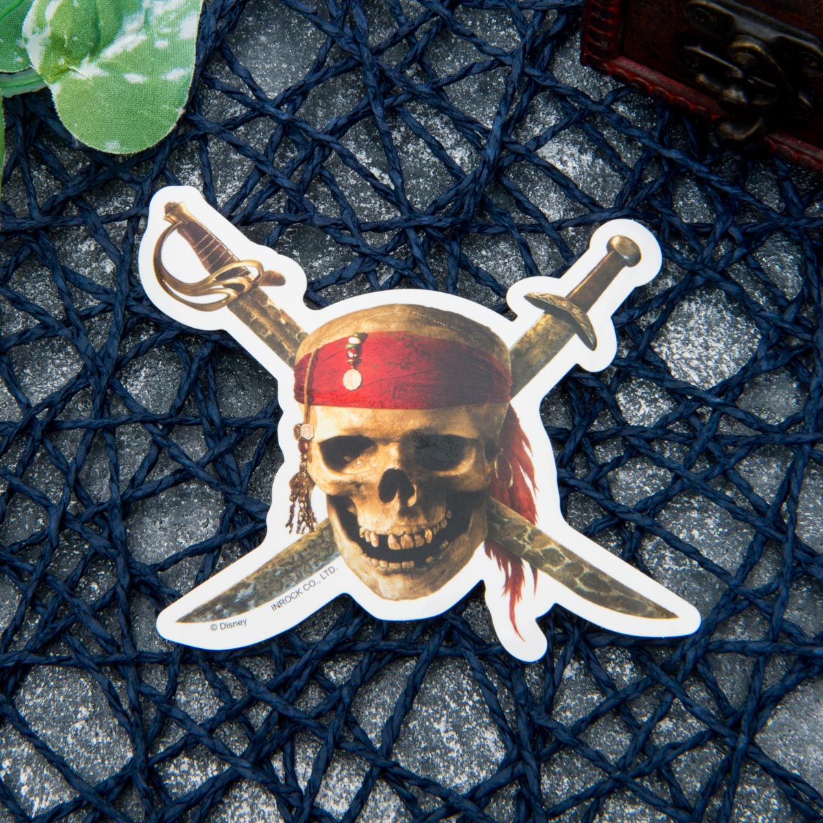 カタカナデザインも！インロック ディズニー映画「パイレーツ・オブ