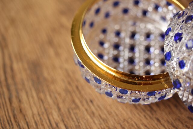 江戸切子 堀口硝子 須田秀石 瑠璃被 籠目紋 蓋物/棗 共箱 Y044｜骨董店