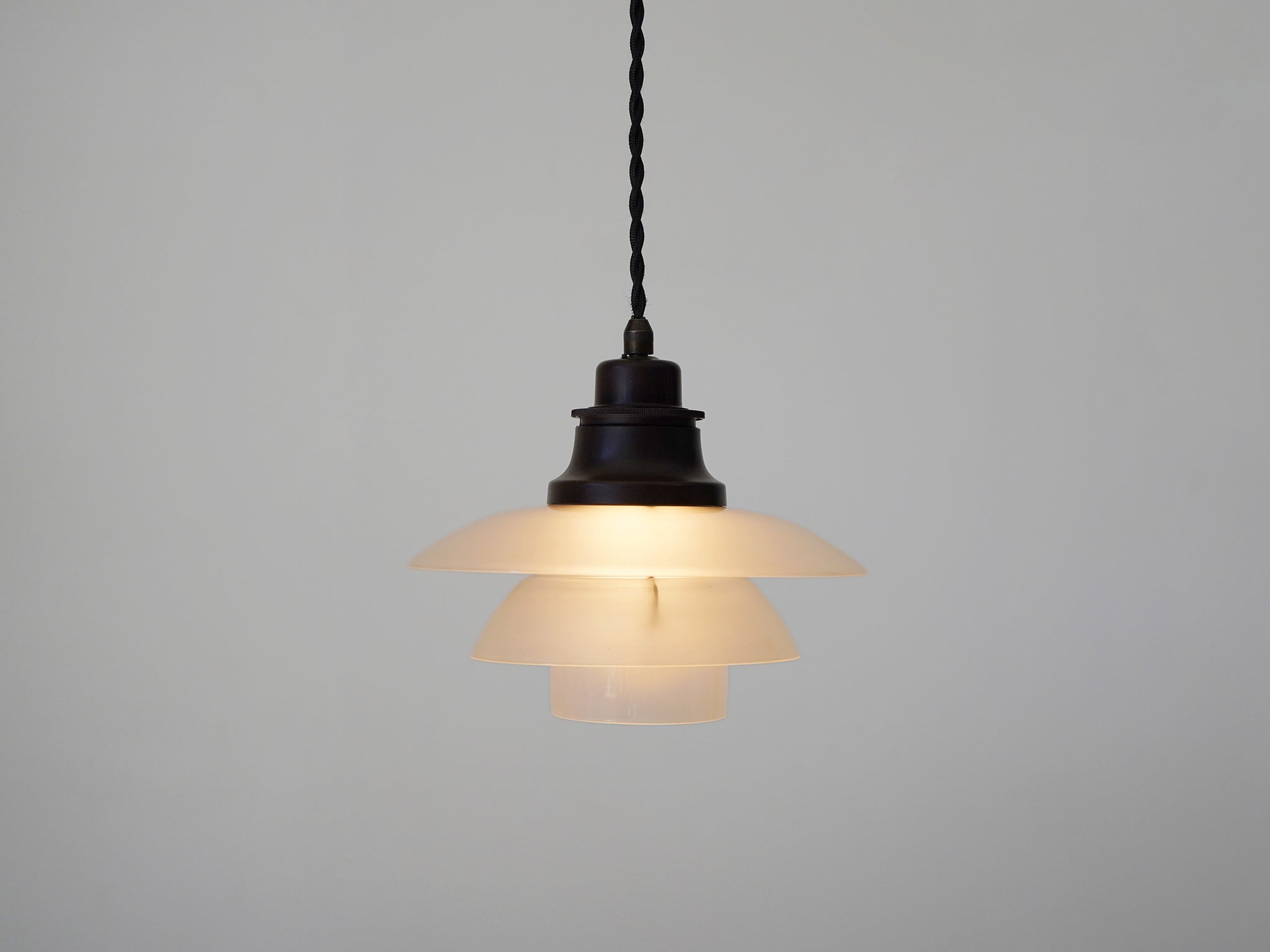 Poul Henningsen ポール・ヘニングセン PH2/2ペンダントランプ Louis