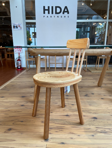 NEW ITEM《国産材を使用した飛騨から世界に発信された家具『HIDA』入荷