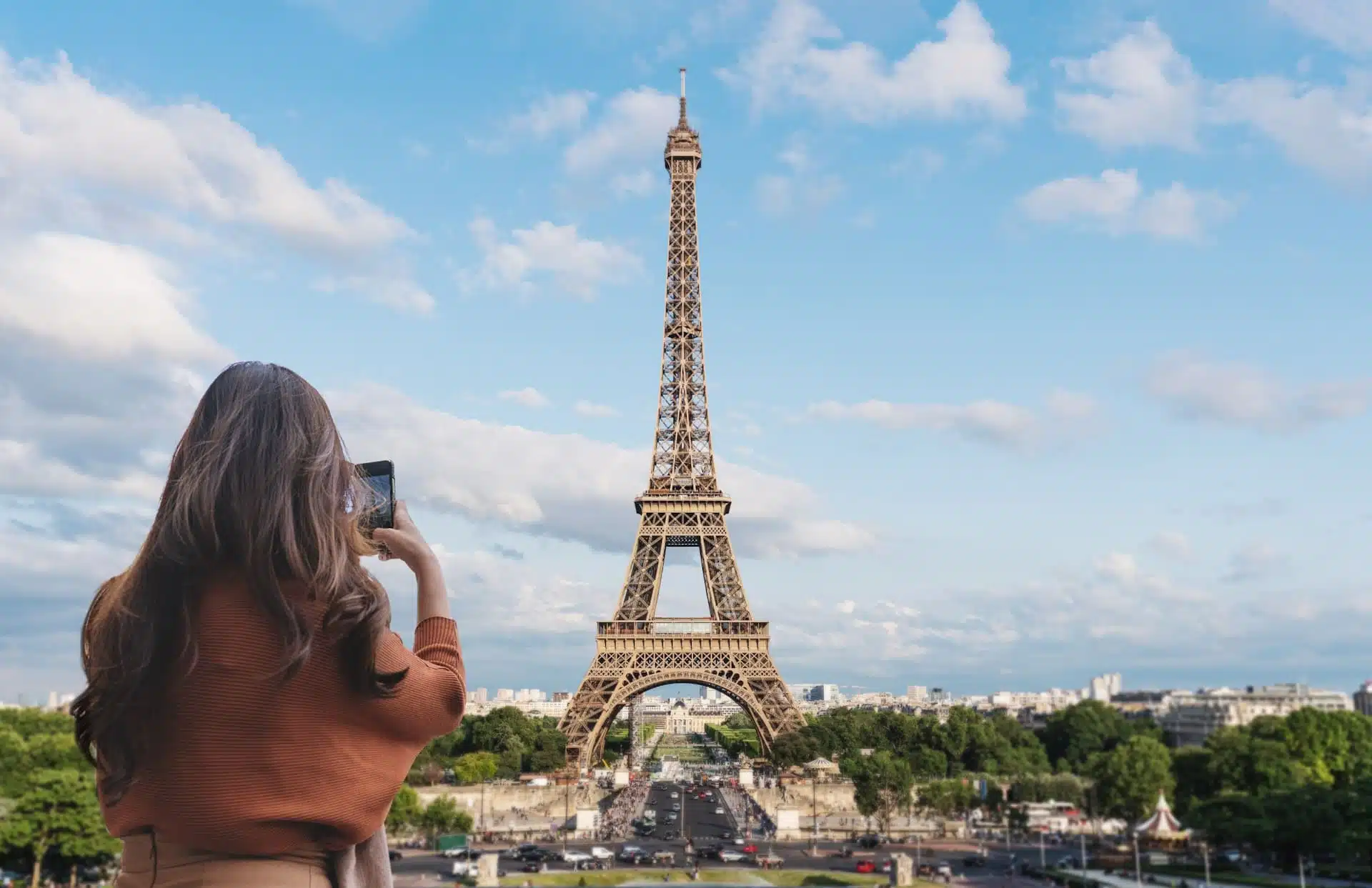 2024年エッフェル塔訪問 - 最高の訪問のヒント